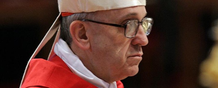 Jorge Mario Bergoglio, jesuíta argentino, será conhecido como Papa Francisco.